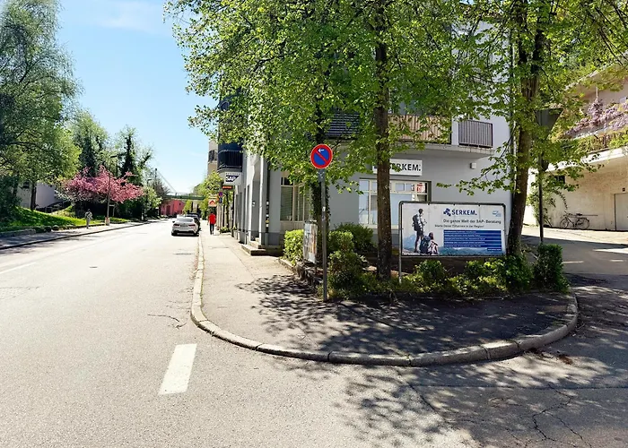 'goldpath' Passau-central-pizzaria-kaffee-innpromenade-uniwiese-wiputv * 파사우