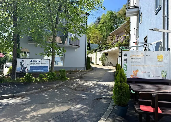 아파트 'goldpath' Passau-central-pizzaria-kaffee-innpromenade-uniwiese-wiputv *